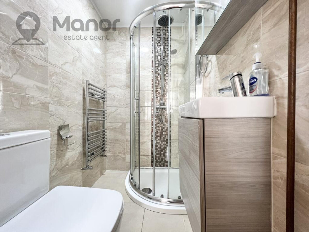 Wycombe Road, Gants Hill, IG2 6UT