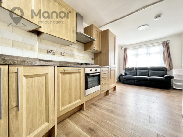 Wycombe Road, Gants Hill, IG2 6UT