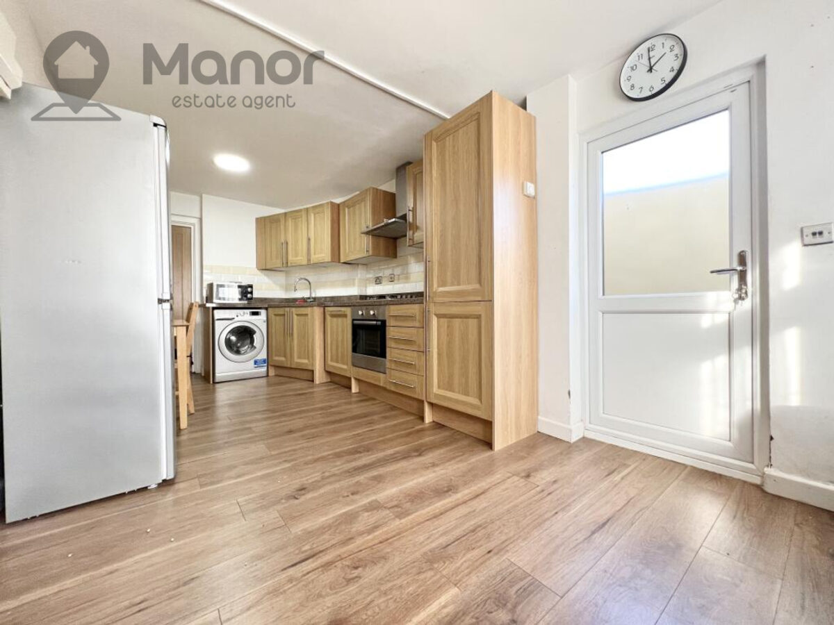 Wycombe Road, Gants Hill, IG2 6UT