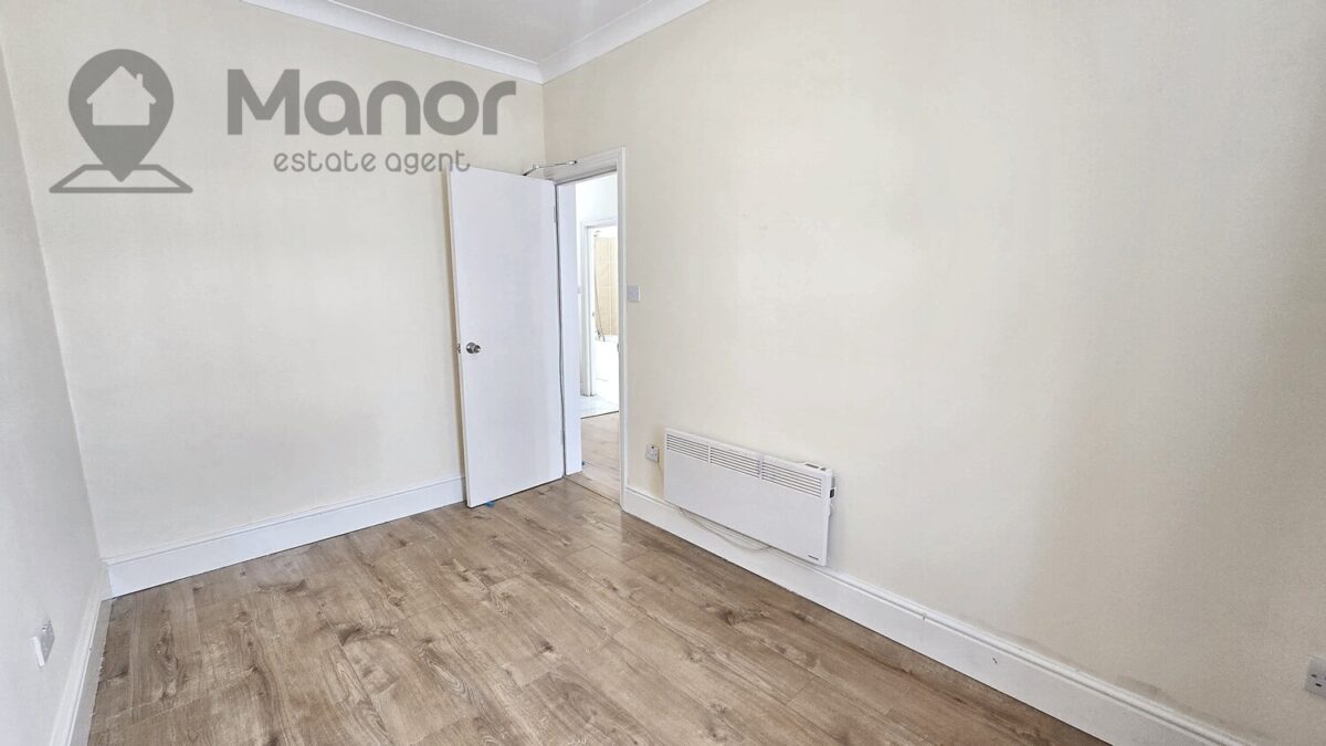 Kingswood Road, Goodmayes, IG3 8UE