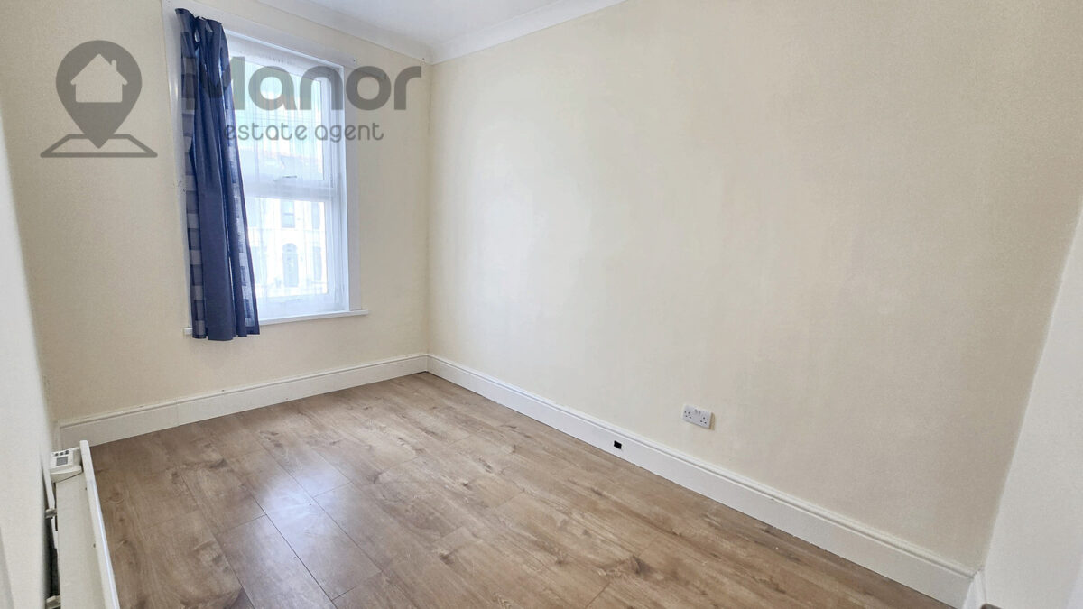 Kingswood Road, Goodmayes, IG3 8UE