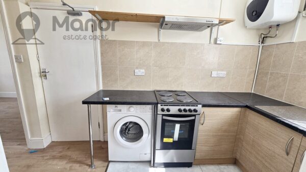 Kingswood Road, Goodmayes, IG3 8UE