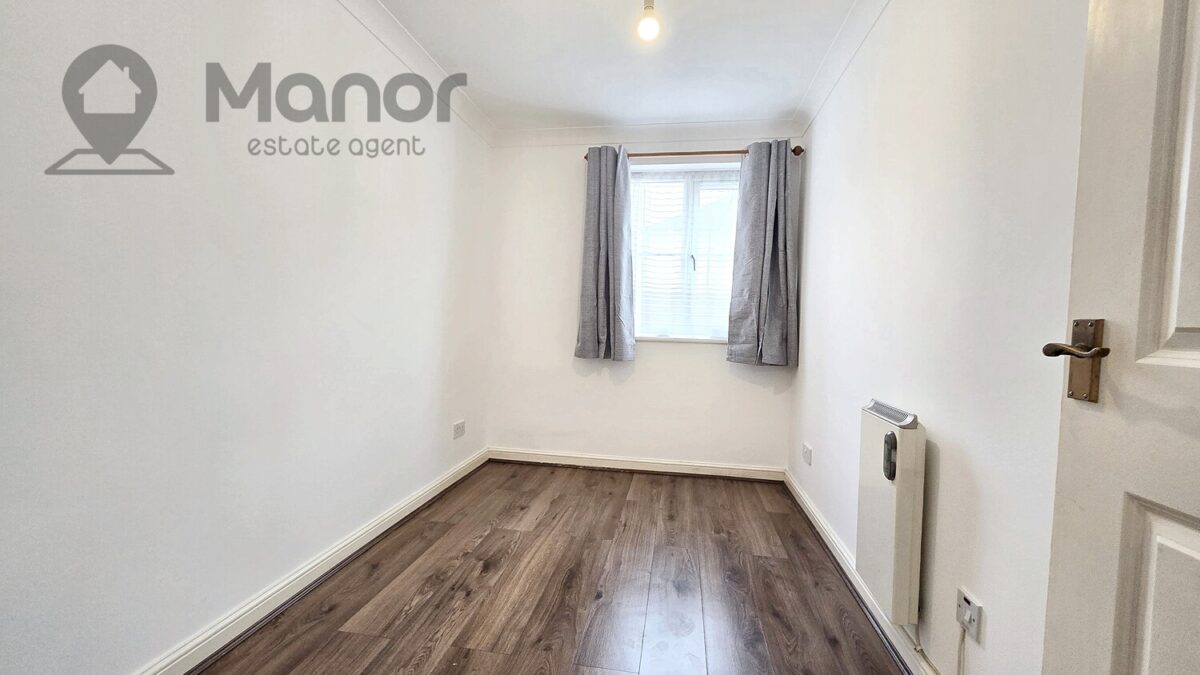 Causton Square, Dagenham, RM10 9HB