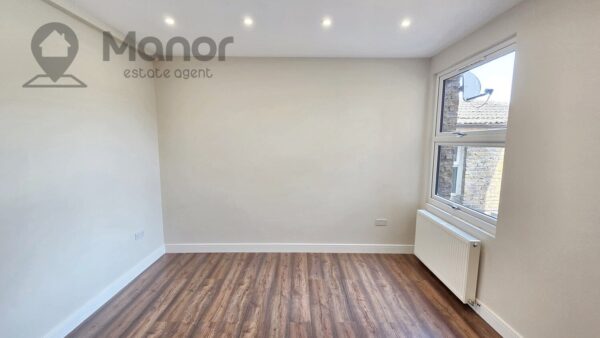 High Road Leyton, Leyton, E10 6JP