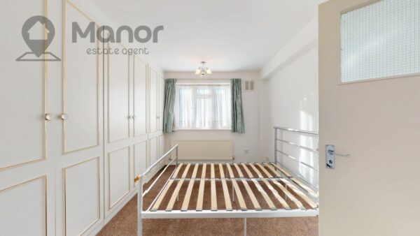 Gillman Drive, Stratford, E15 3JS