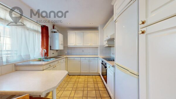 Gillman Drive, Stratford, E15 3JS