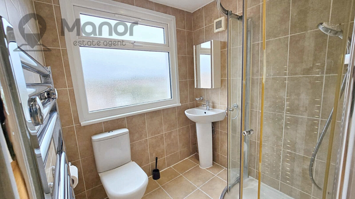 Donald Drive, Chadwell Heath, RM6 5DU