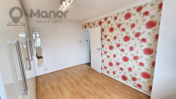 Donald Drive, Chadwell Heath, RM6 5DU