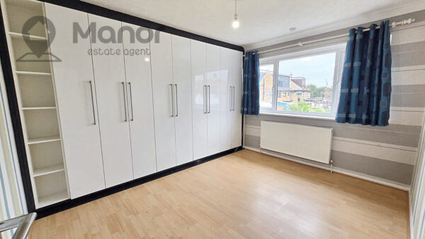 Donald Drive, Chadwell Heath, RM6 5DU