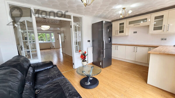 Donald Drive, Chadwell Heath, RM6 5DU