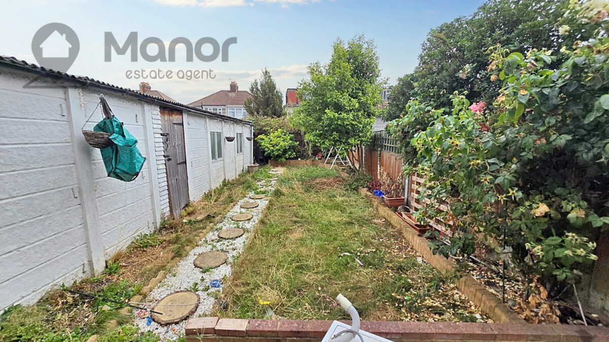 Donald Drive, Chadwell Heath, RM6 5DU