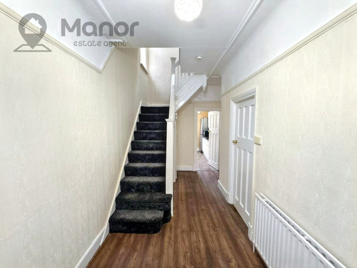 Hillview Crescent, Ilford, IG1 3QD