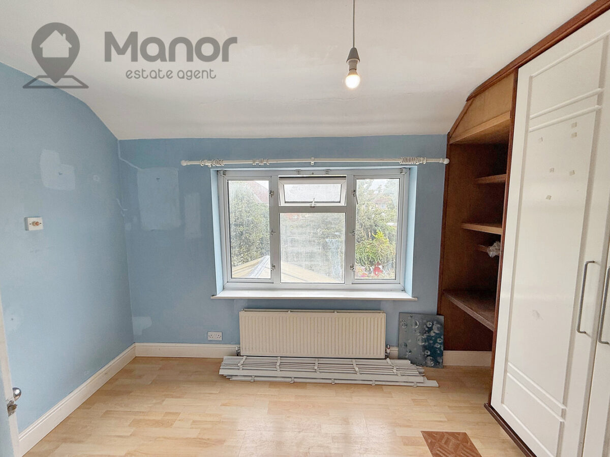 Amesbury Road, Dagenham, RM9 6AA