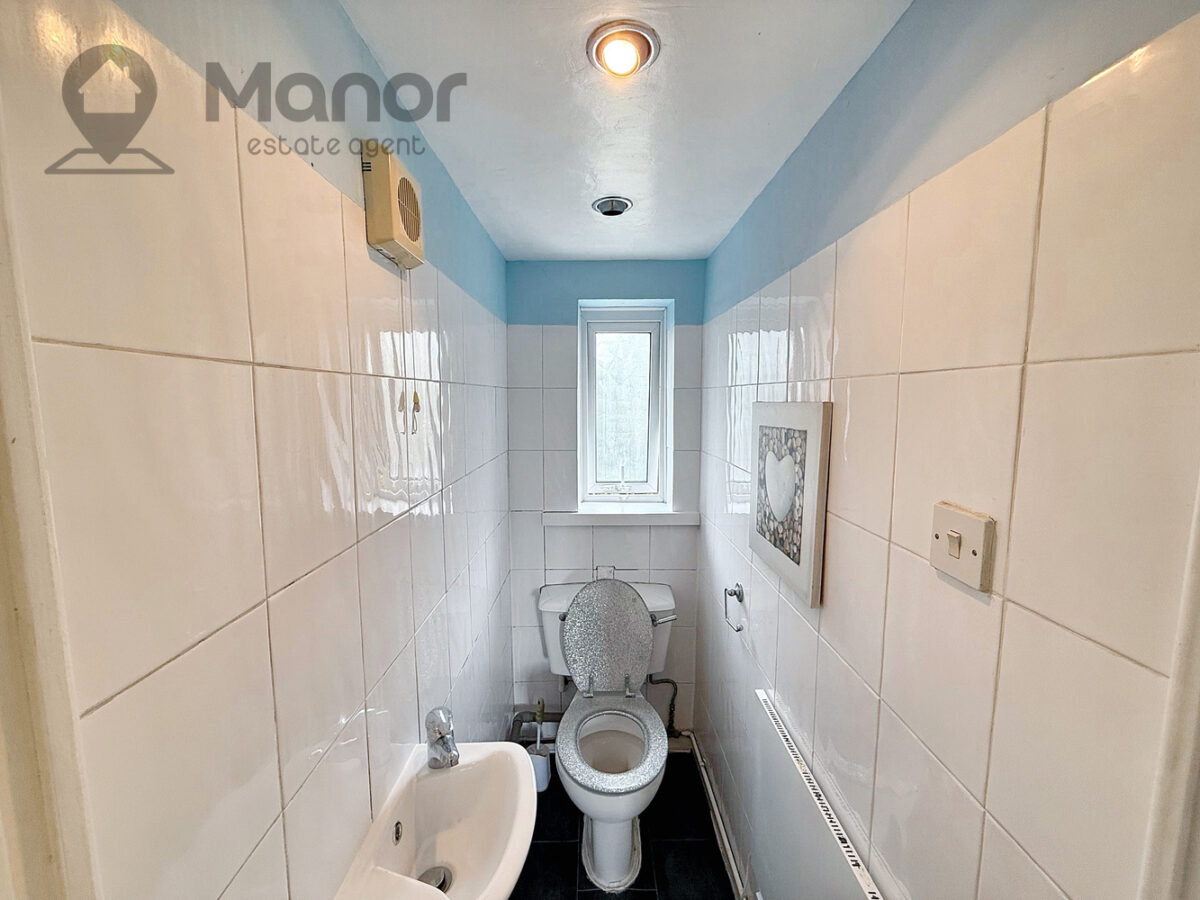 Amesbury Road, Dagenham, RM9 6AA