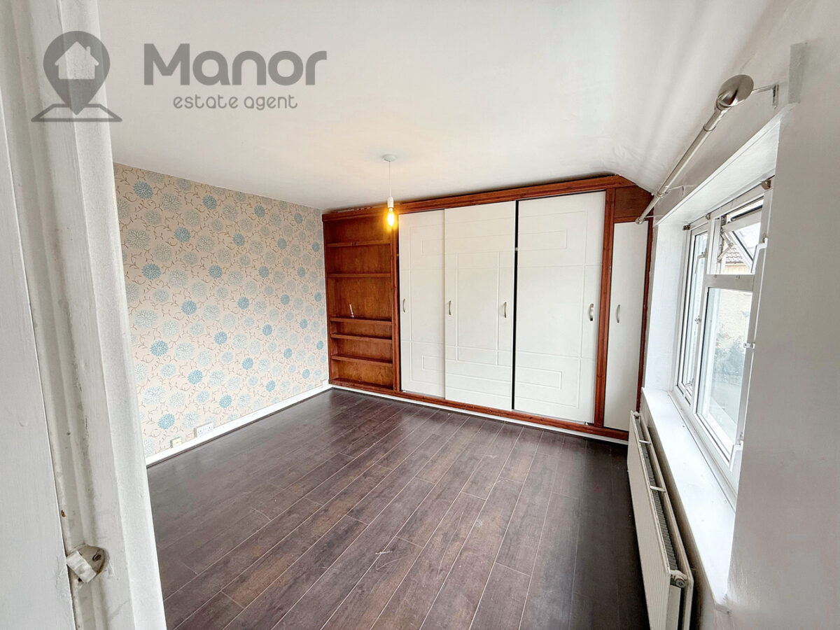 Amesbury Road, Dagenham, RM9 6AA