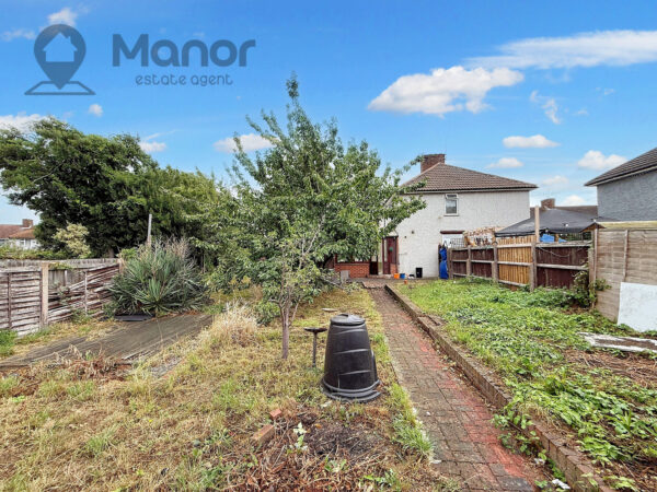 Amesbury Road, Dagenham, RM9 6AA