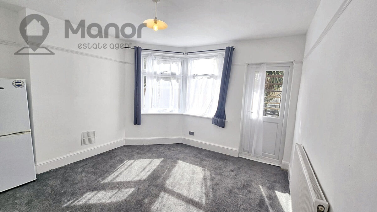 Vicarage Lane, East Ham, E6 6AB