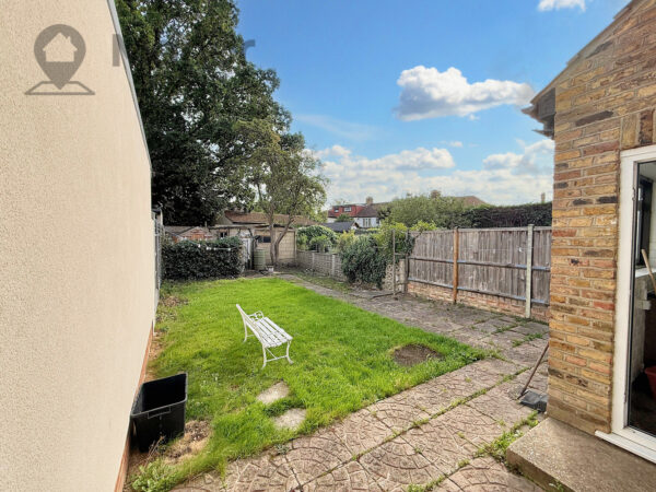 Preston Gardens, Ilford, IG1 3QG