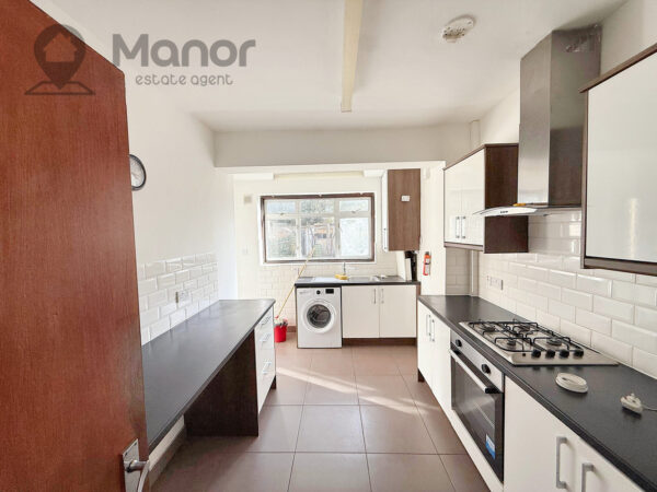 Preston Gardens, Ilford, IG1 3QG