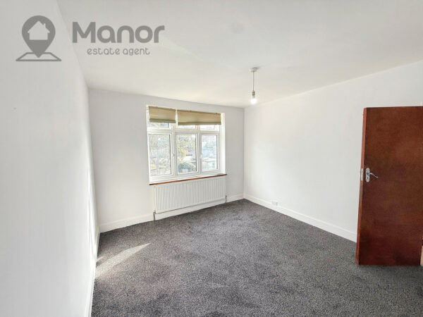 Preston Gardens, Ilford, IG1 3QG