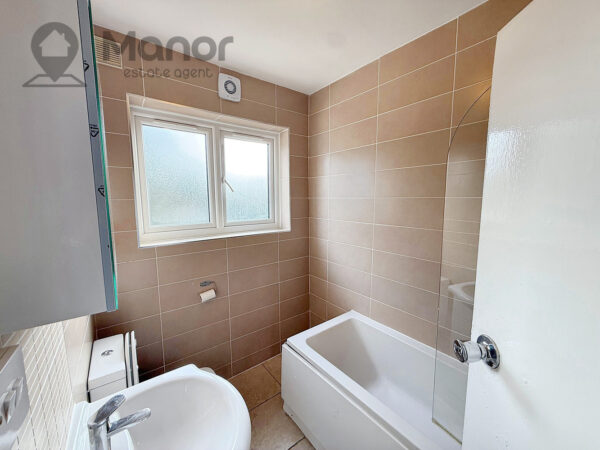 Preston Gardens, Ilford, IG1 3QG