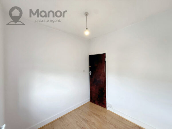 Preston Gardens, Ilford, IG1 3QG