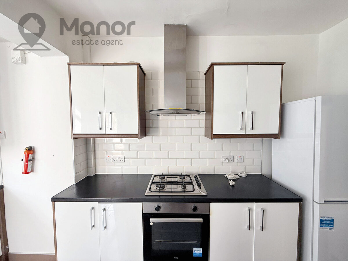 Preston Gardens, Ilford, IG1 3QG