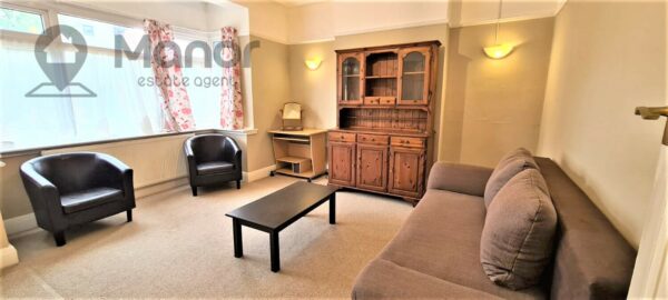 St. Edwards Way, Romford, RM1 4DD