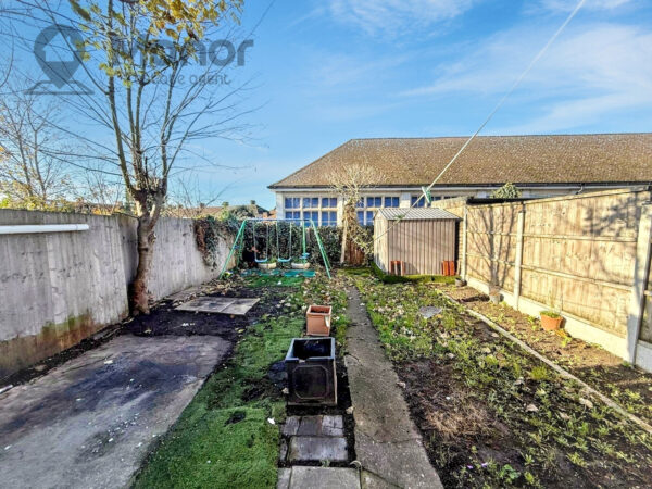 Comyns Road, Dagenham, RM9 6PB