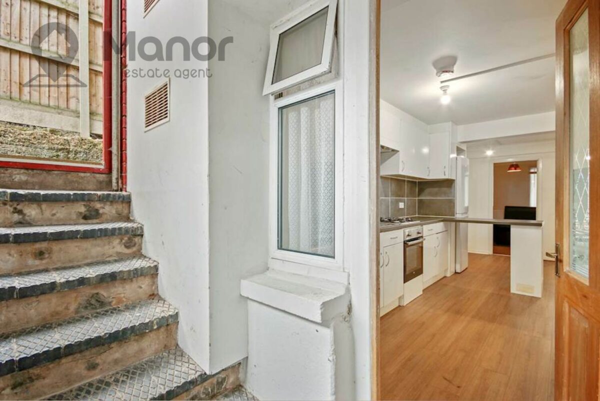 Romford Road, Forest Gate, E7 9HJ