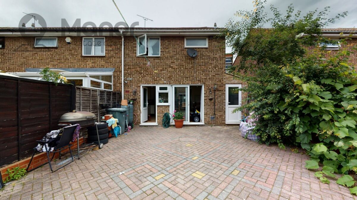 Hollington Road, East Ham, E6 3QN