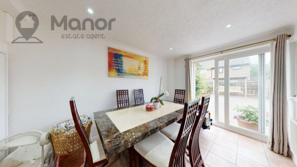 Hollington Road, East Ham, E6 3QN