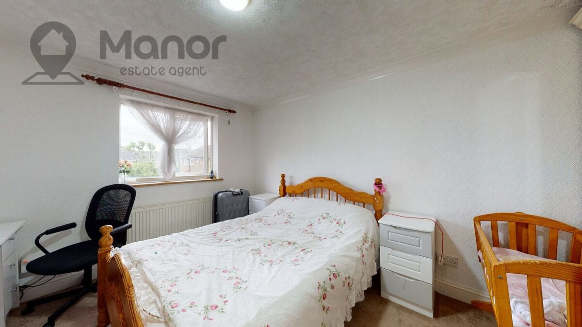 Hollington Road, East Ham, E6 3QN