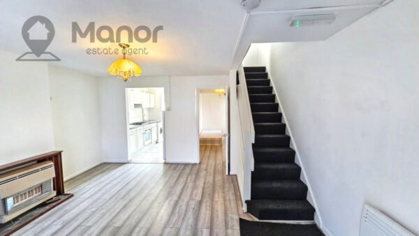 Sussex Close, Ilford, IG4 5DP