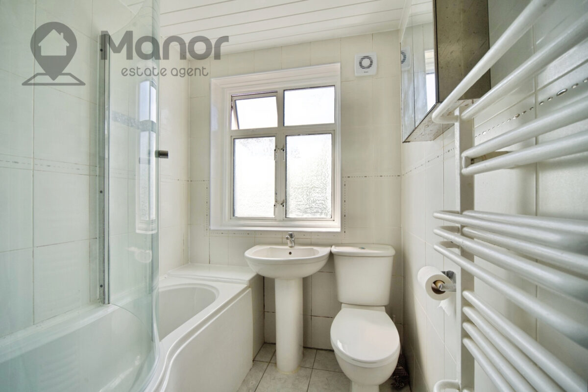 Lawrence Avenue, Manor Park, E12 5QP