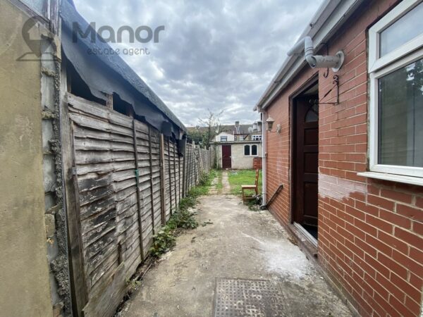 Goldsmith Avenue, LONDON, E12 6QB