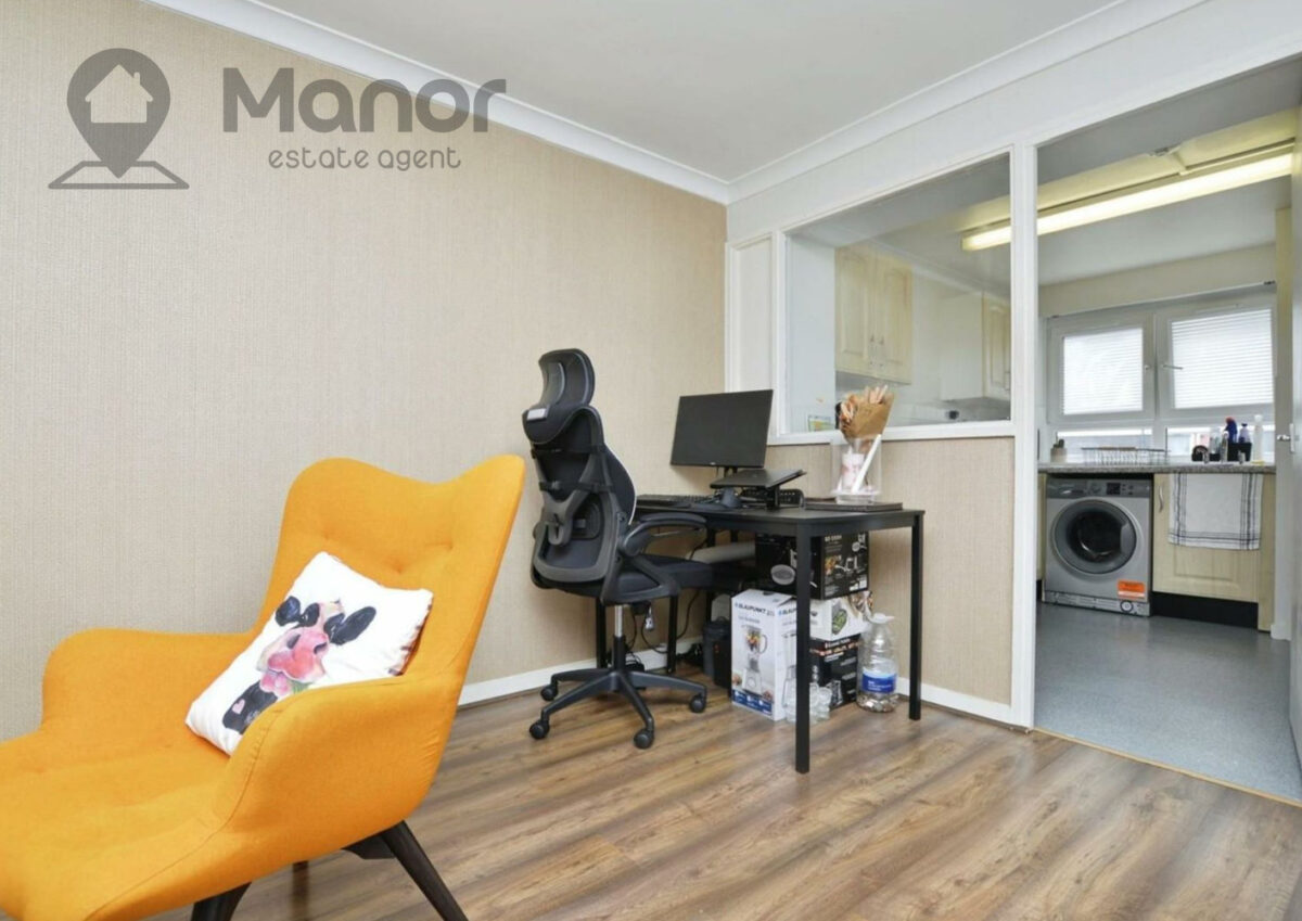 High Street, Plaistow, E13 0AD