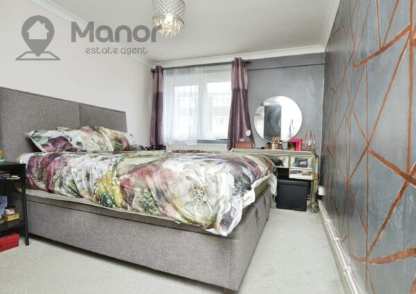 High Street, Plaistow, E13 0AD