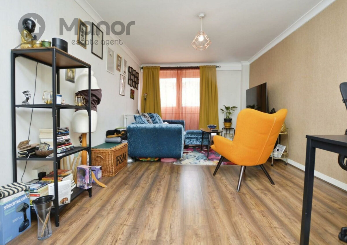 High Street, Plaistow, E13 0AD