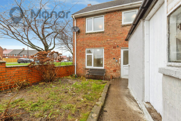 Albion Gardens, Burnopfield, Newcastle upon Tyne, NE16 6JT