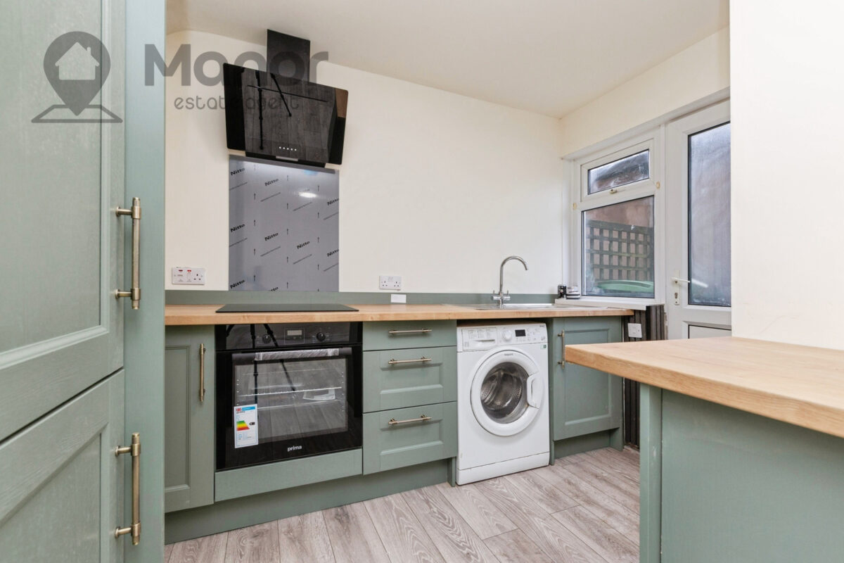 Albion Gardens, Burnopfield, Newcastle upon Tyne, NE16 6JT