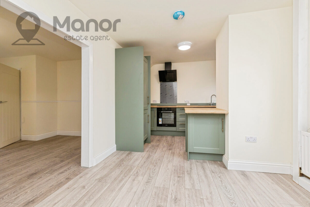 Albion Gardens, Burnopfield, Newcastle upon Tyne, NE16 6JT