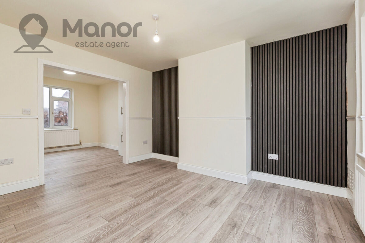 Albion Gardens, Burnopfield, Newcastle upon Tyne, NE16 6JT