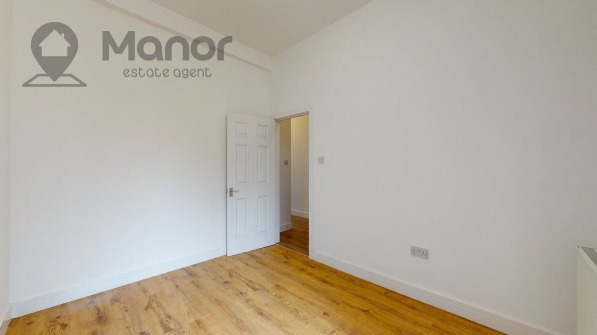 East Road, Plaistow, E15 3QS