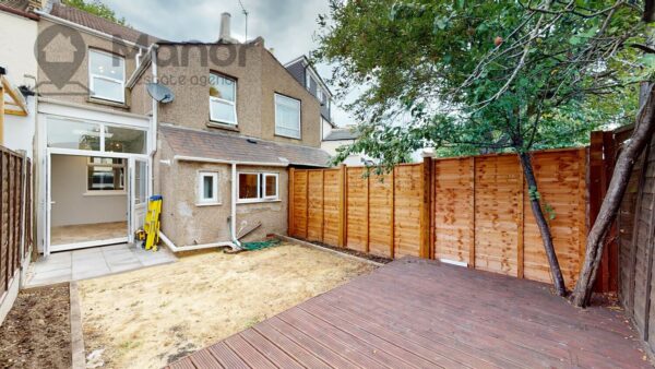 Elizabeth Road, East Ham, E6 1BW