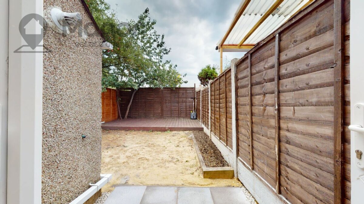 Elizabeth Road, East Ham, E6 1BW