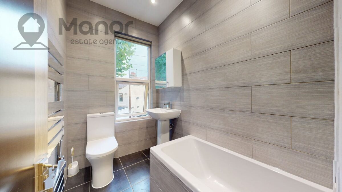 Elizabeth Road, East Ham, E6 1BW