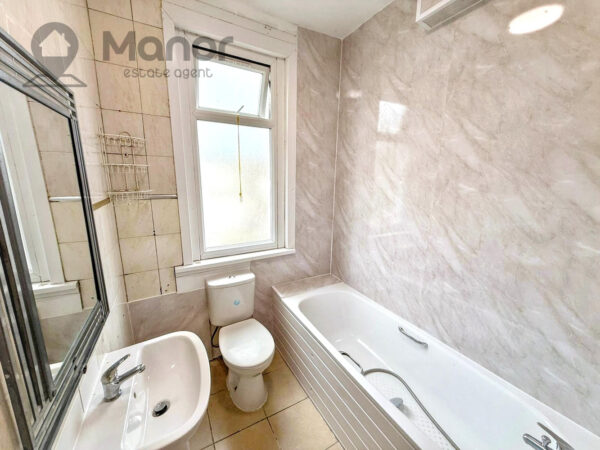 Chesterford Road, Manor Park, E12 6LD