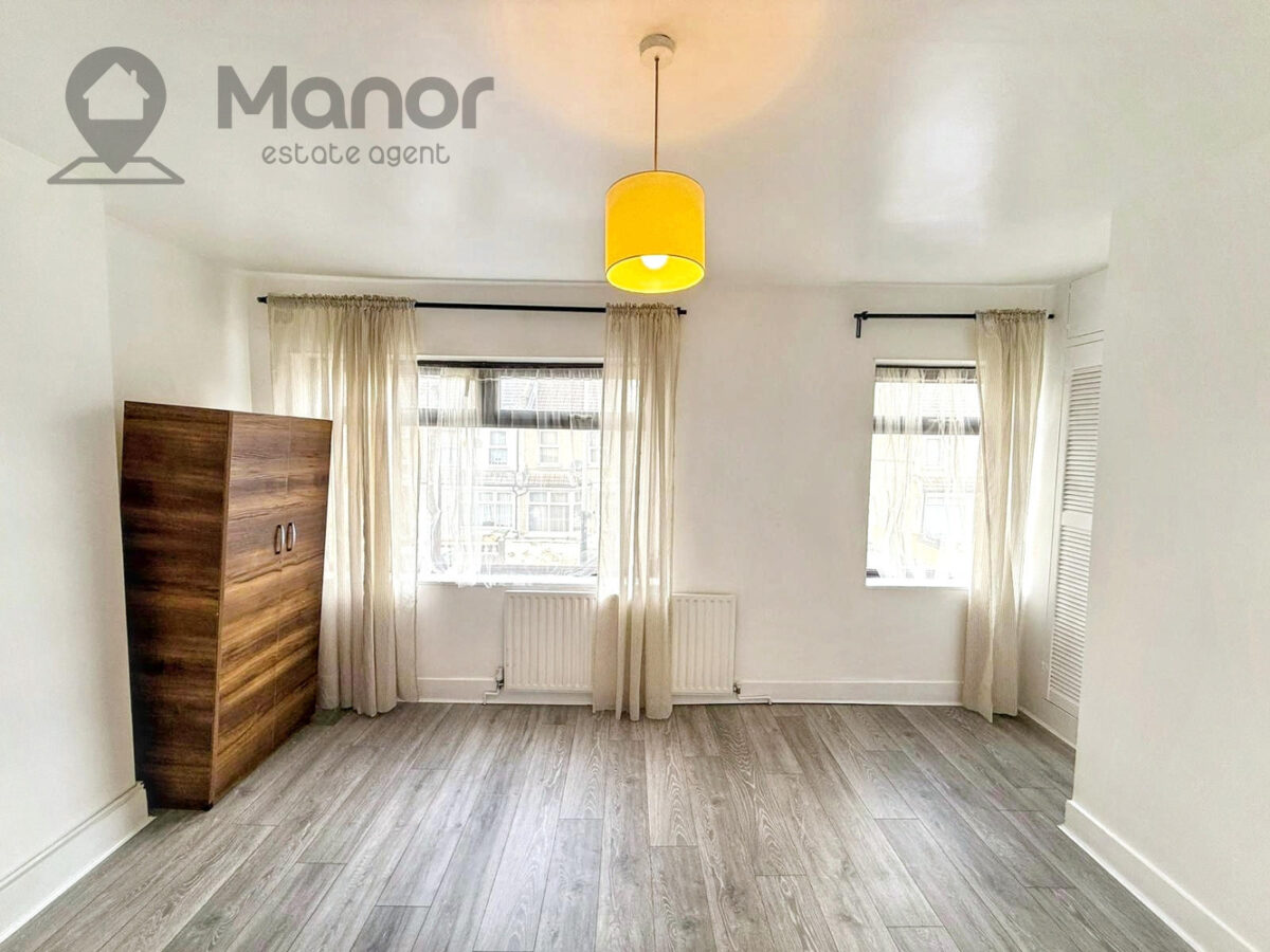 Wolsey Avenue, East Ham, E6 6HF