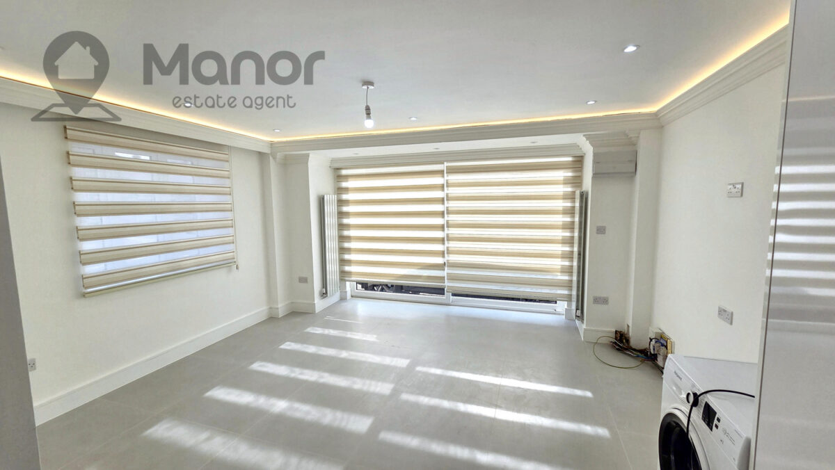 Perkins Road, Newbury Park, IG2 7NQ